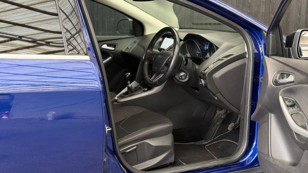 Used Ford Focus 2017 for sale - 78029888: Photo 15