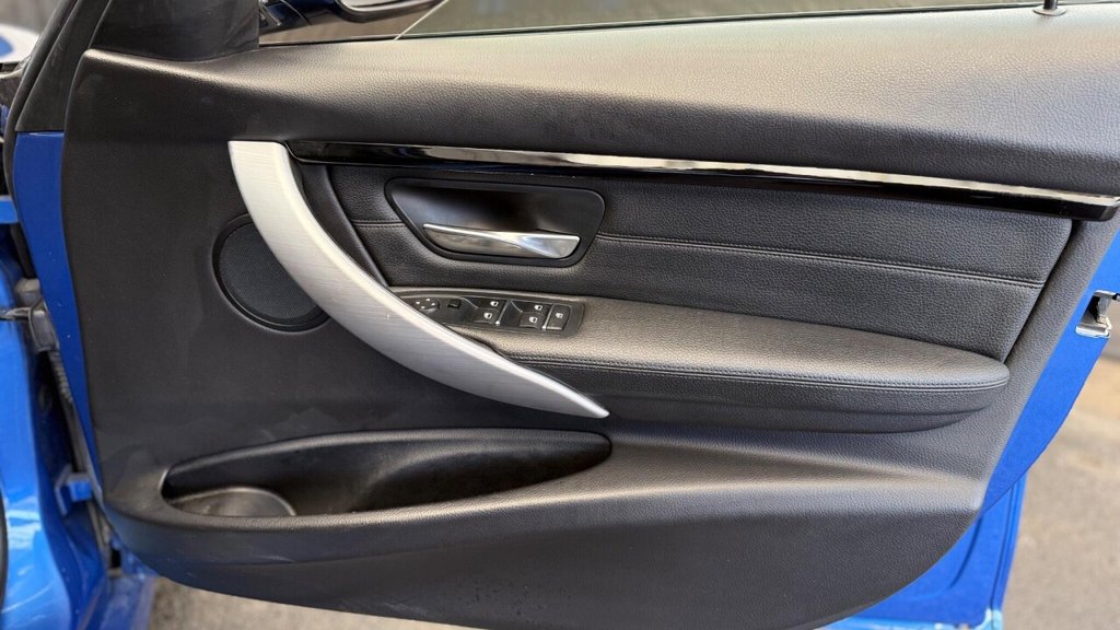 Used BMW 3 Series 2018 for sale - 77764604: Photo 21