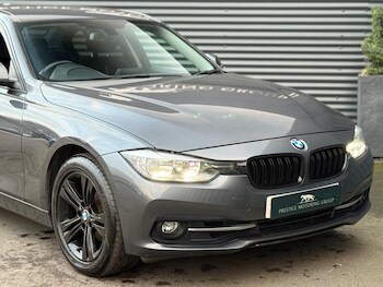 Used BMW 3 Series 2016 for sale - 77301973: Photo