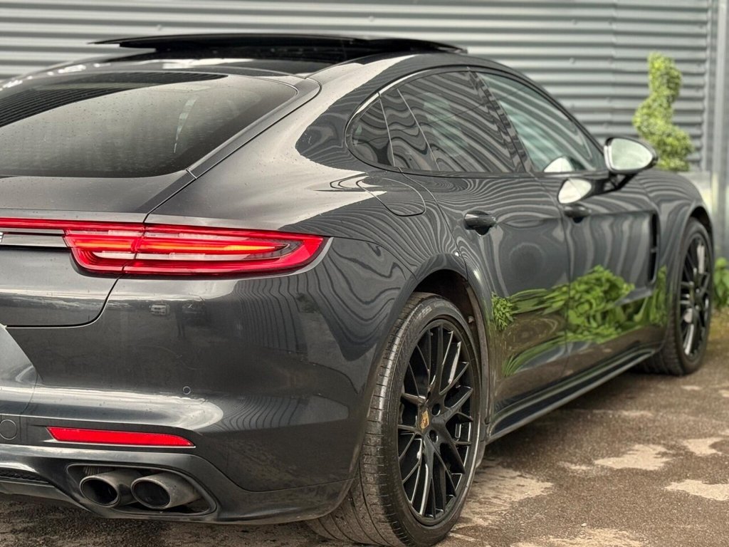 Used Porsche Panamera 2017 for sale - 76631737: Photo 28