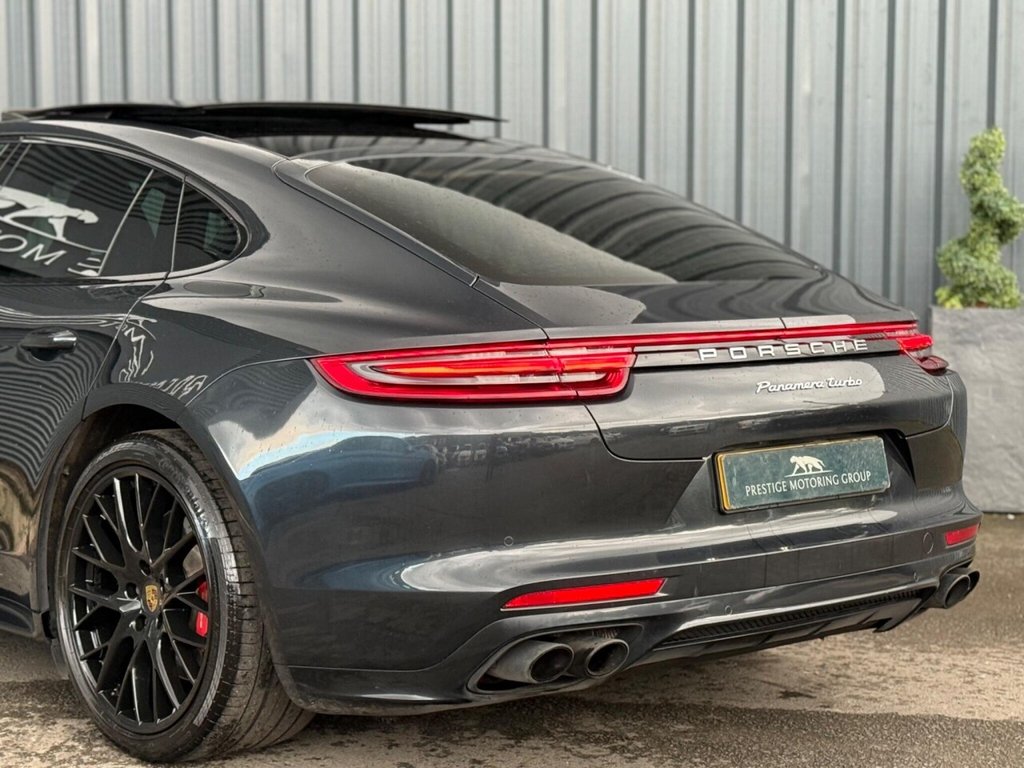 Used Porsche Panamera 2017 for sale - 76631737: Photo 31
