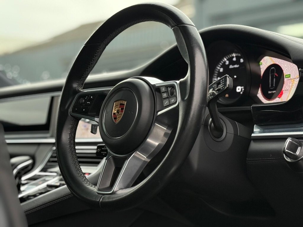 Used Porsche Panamera 2017 for sale - 76631737: Photo 33