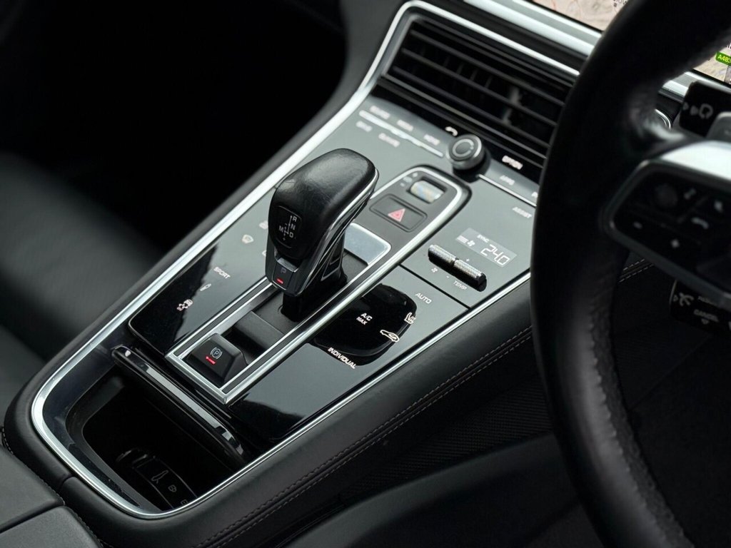 Used Porsche Panamera 2017 for sale - 76631737: Photo 38