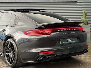 Used Porsche Panamera 2017 for sale - 76631737: Photo