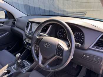 Used Hyundai TUCSON 2017 for sale - 74570098: Photo