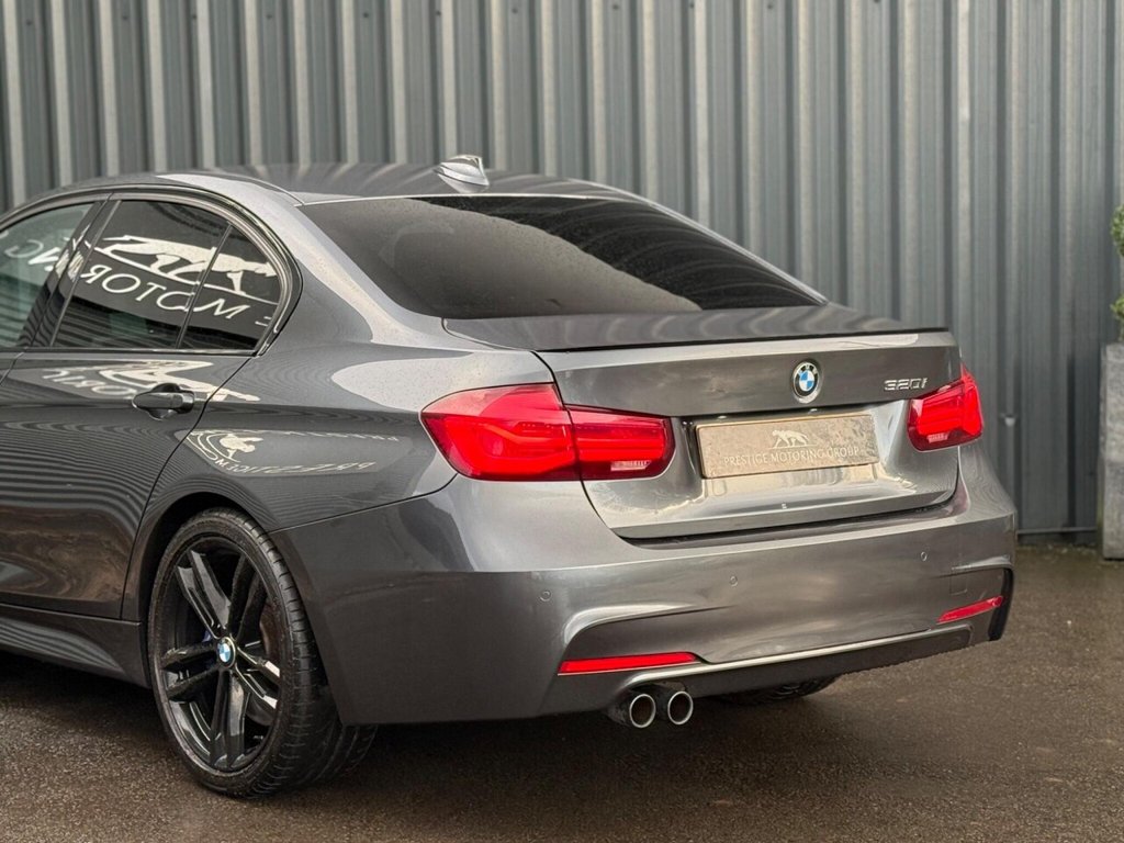 Used BMW 3 Series 2018 for sale - 77302512: Photo 37