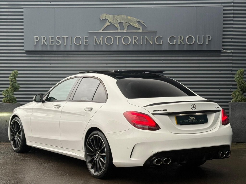 Used Mercedes-Benz C Class 2019 for sale - 76768356: Photo 2