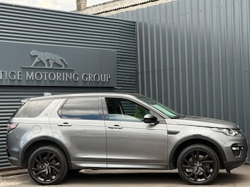 Used Land Rover Discovery Sport 2018 for sale - 75548564: Photo