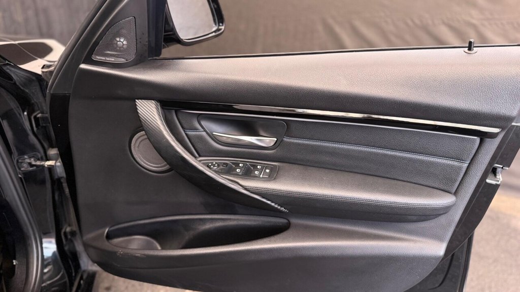 Used BMW 3 Series 2017 for sale - 78029806: Photo 20