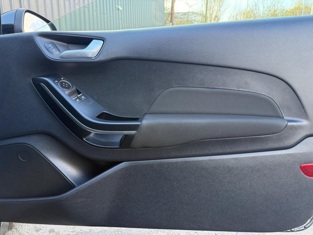 Used Ford Fiesta 2018 for sale - 77301965: Photo 16