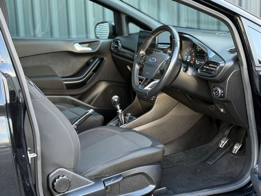 Used Ford Fiesta 2018 for sale - 77301965: Photo 8