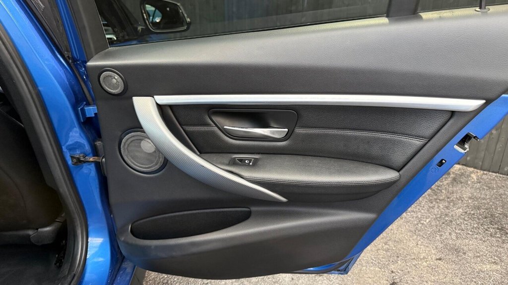 Used BMW 3 Series 2018 for sale - 77764969: Photo 33