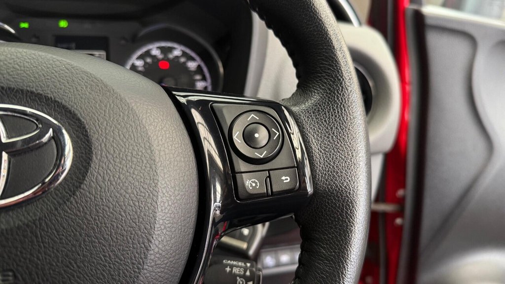 Used Toyota Yaris 2019 for sale - 78030065: Photo 24