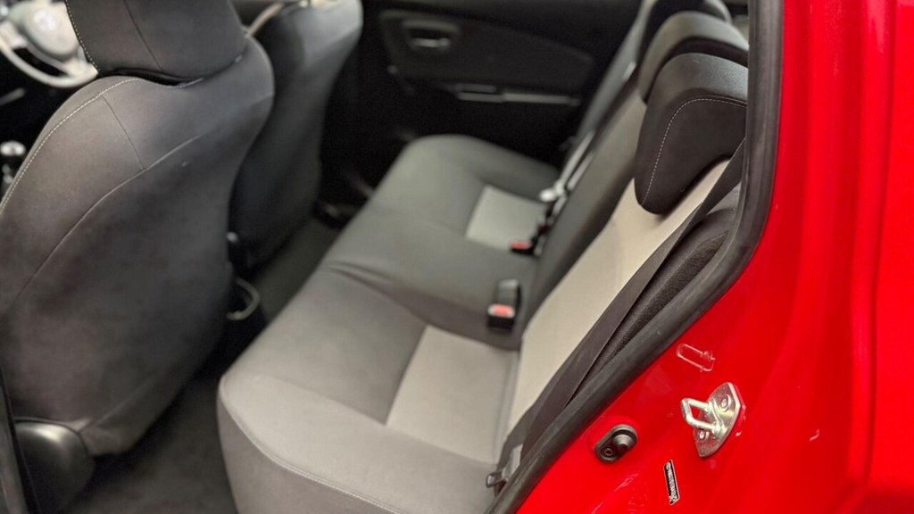 Used Toyota Yaris 2019 for sale - 78030065: Photo 27