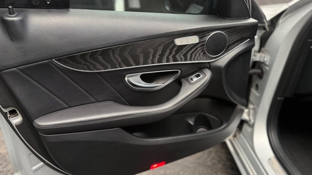 Used Mercedes-Benz C Class 2017 for sale - 77764600: Photo 32