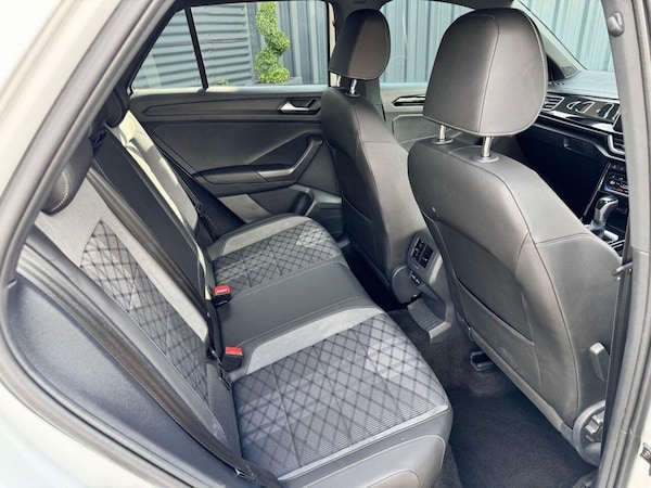 Used Volkswagen T-Roc 2022 for sale - 74708189: Photo 18