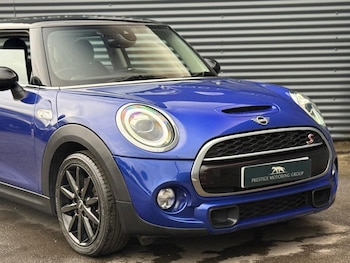 Used MINI Hatch 2018 for sale - 75548597: Photo