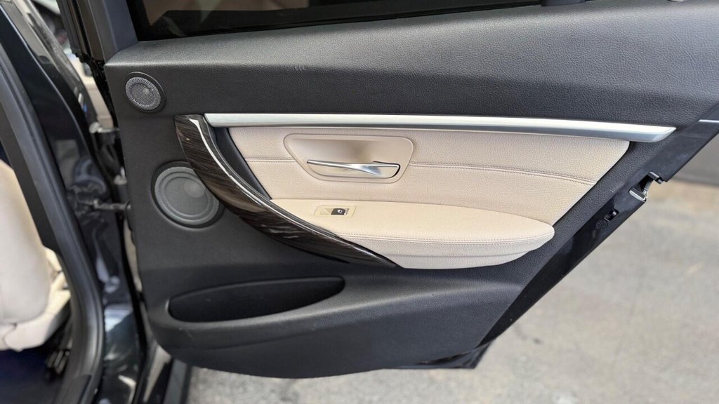 Used BMW 3 Series 2016 for sale - 77764831: Photo 28