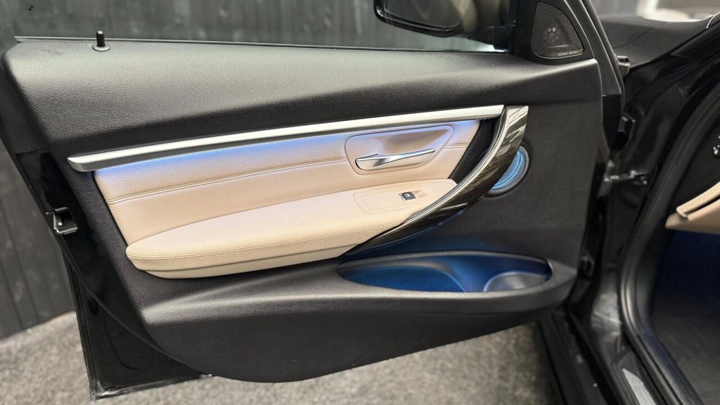 Used BMW 3 Series 2016 for sale - 77764831: Photo 32