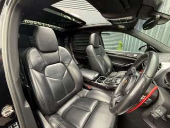 Used Porsche Cayenne 2015 for sale - 74844316: Photo