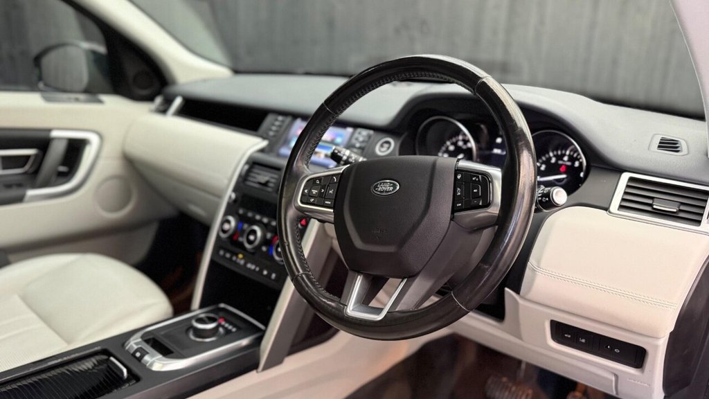 Used Land Rover Discovery Sport 2018 for sale - 78186813: Photo 16
