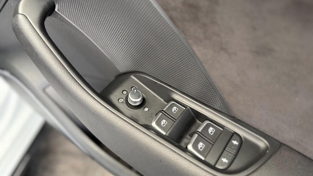 Used Audi S3 2018 for sale - 77302015: Photo 29