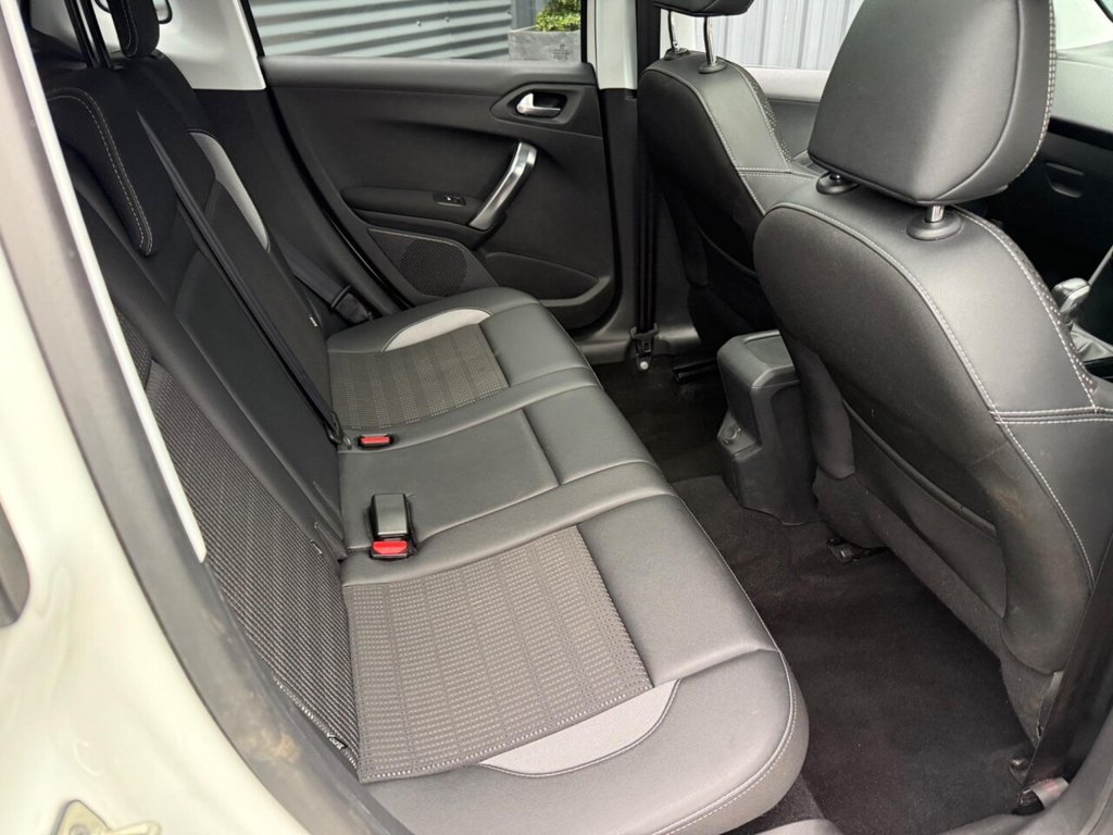 Used Peugeot 2008 2018 for sale - 78145468: Photo 13