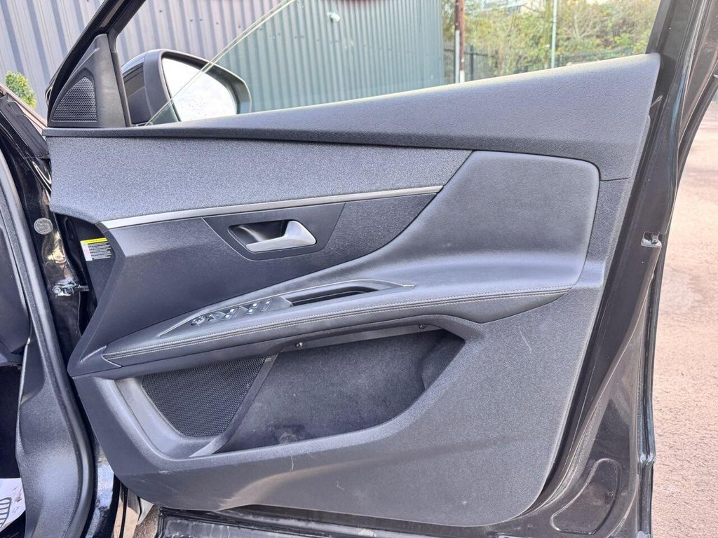 Used Peugeot 3008 2019 for sale - 77302092: Photo 14