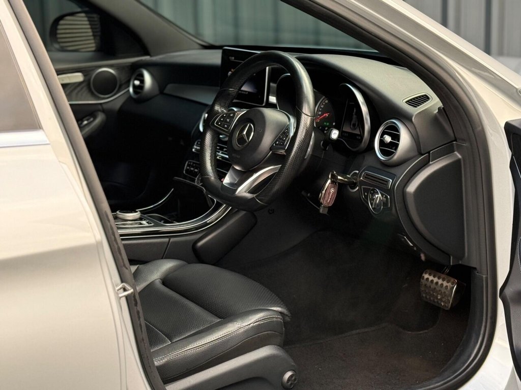 Used Mercedes-Benz C Class 2017 for sale - 76631676: Photo 8
