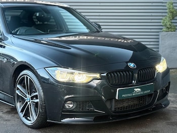 Used BMW 3 Series 2017 for sale - 77302071: Photo