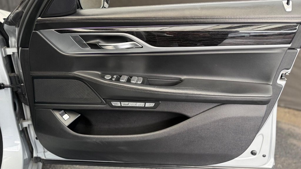Used BMW 7 Series 2017 for sale - 77764710: Photo 24
