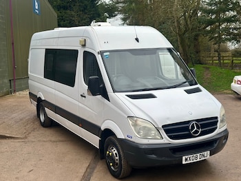 Mercedes-Benz Sprinter feature image