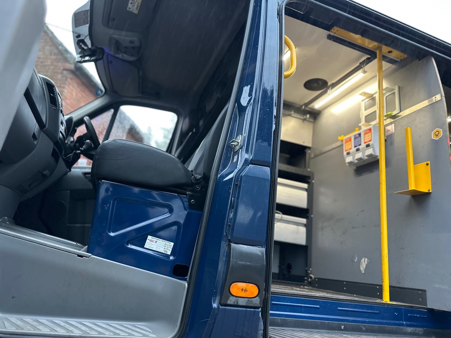 Used Mercedes-Benz Sprinter 2016 for sale - 77475170: Photo 34