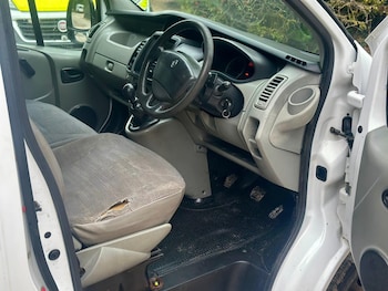 Used Renault Trafic 2011 for sale - 76089879: Photo