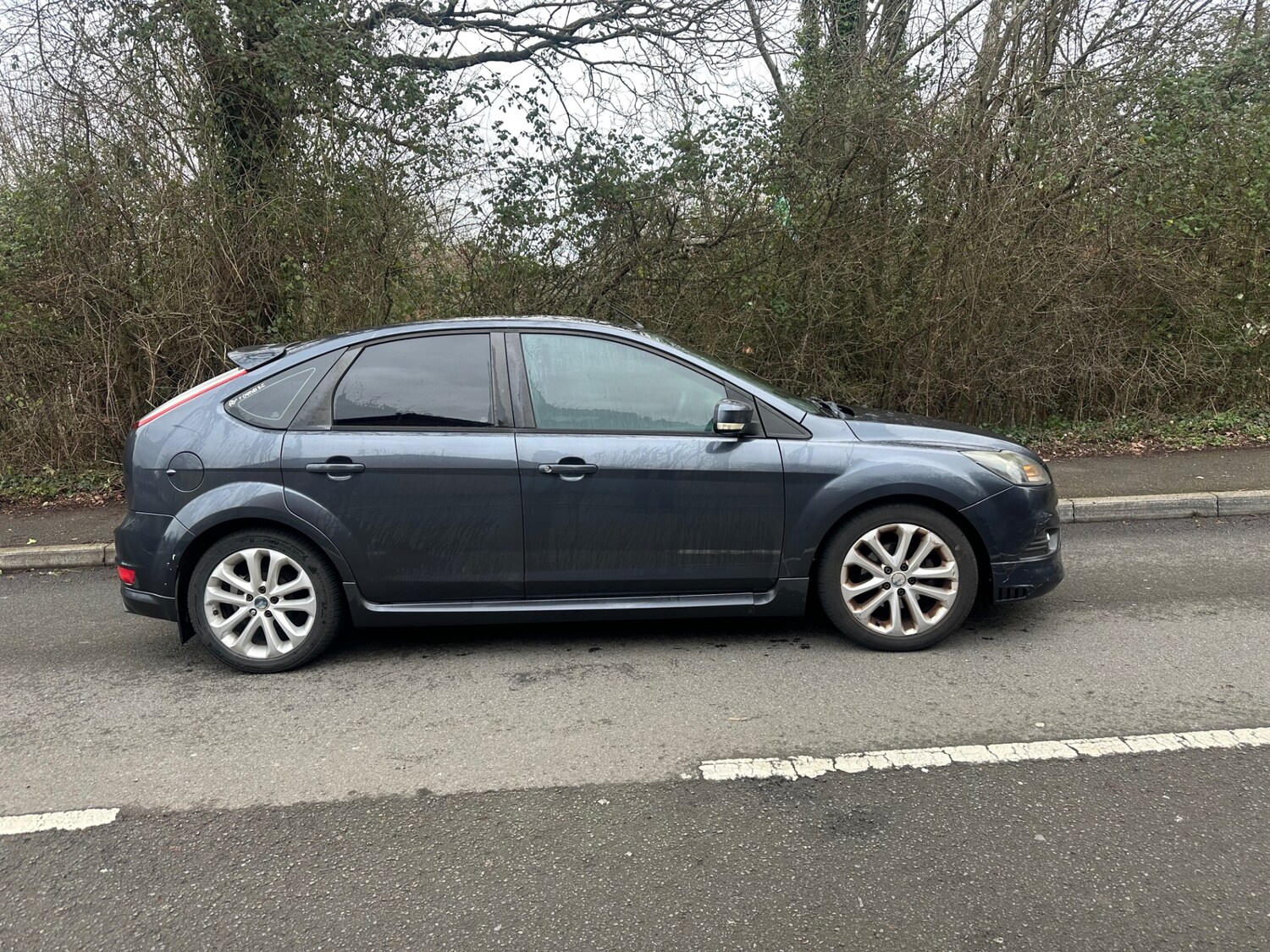 Used Ford Focus 2010 for sale - 78032076: Photo 6