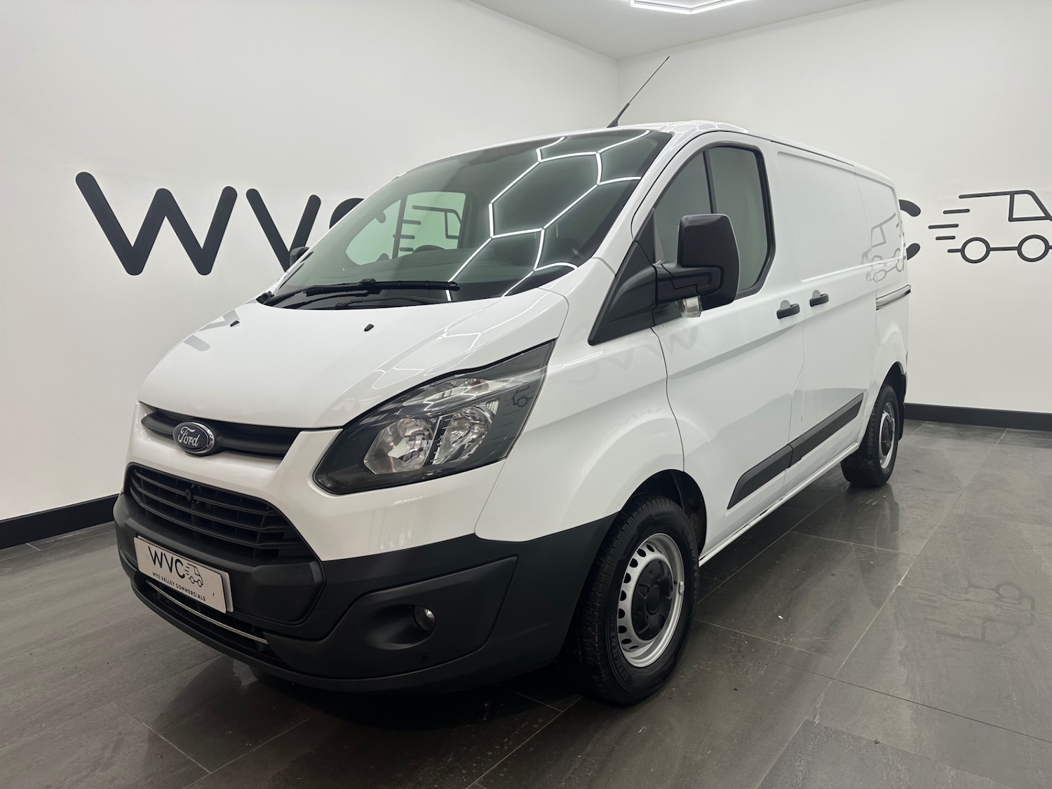 Used Ford Transit Custom 2017 for sale - 77298463: Photo 4