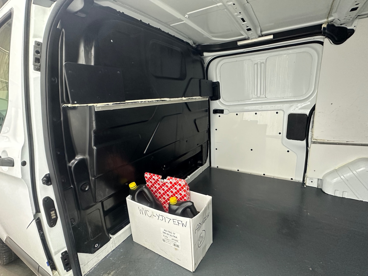 Used Ford Transit Custom 2017 for sale - 77298463: Photo 7