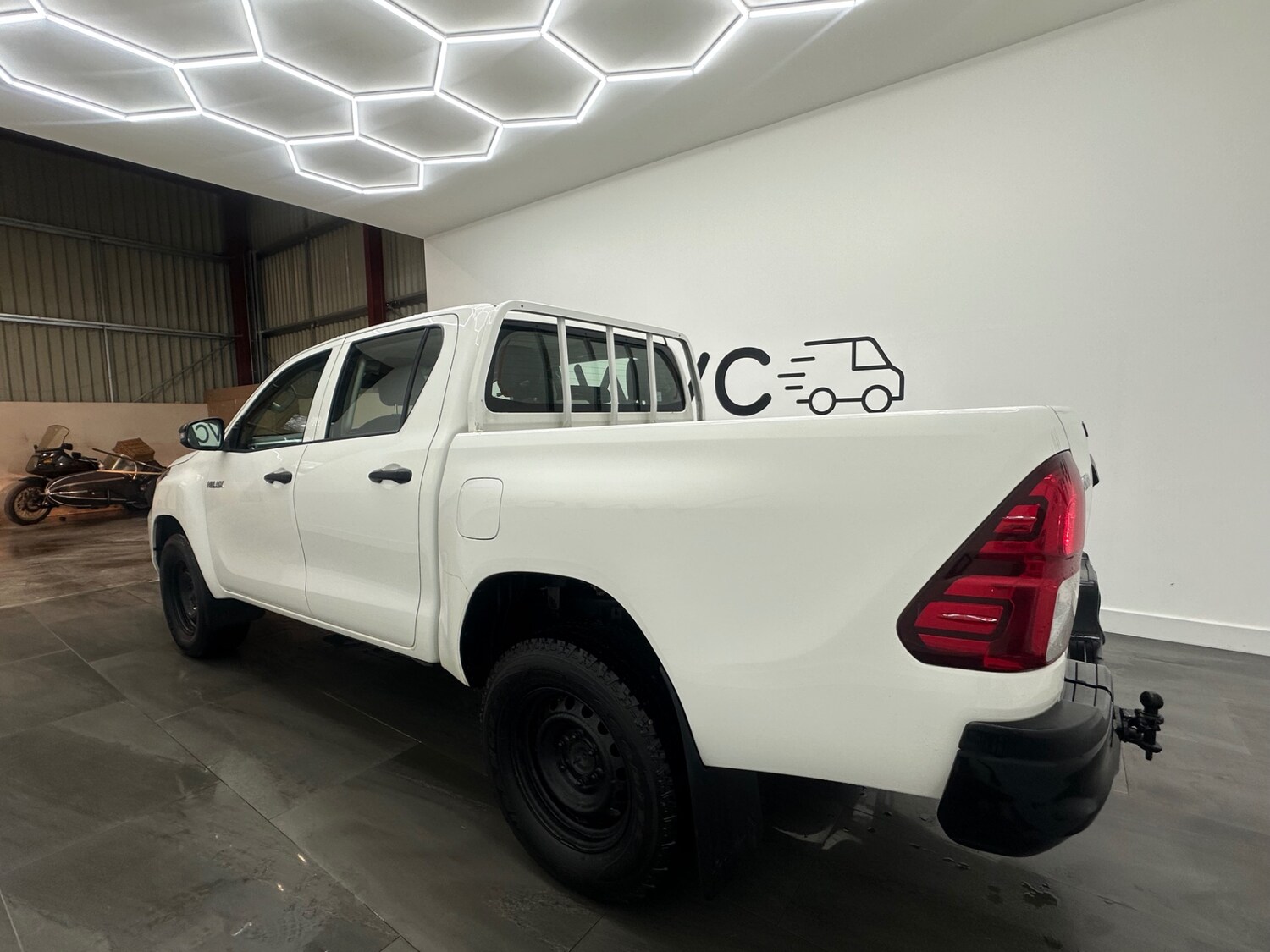 Used Toyota Hilux 2021 for sale - 77000890: Photo 13