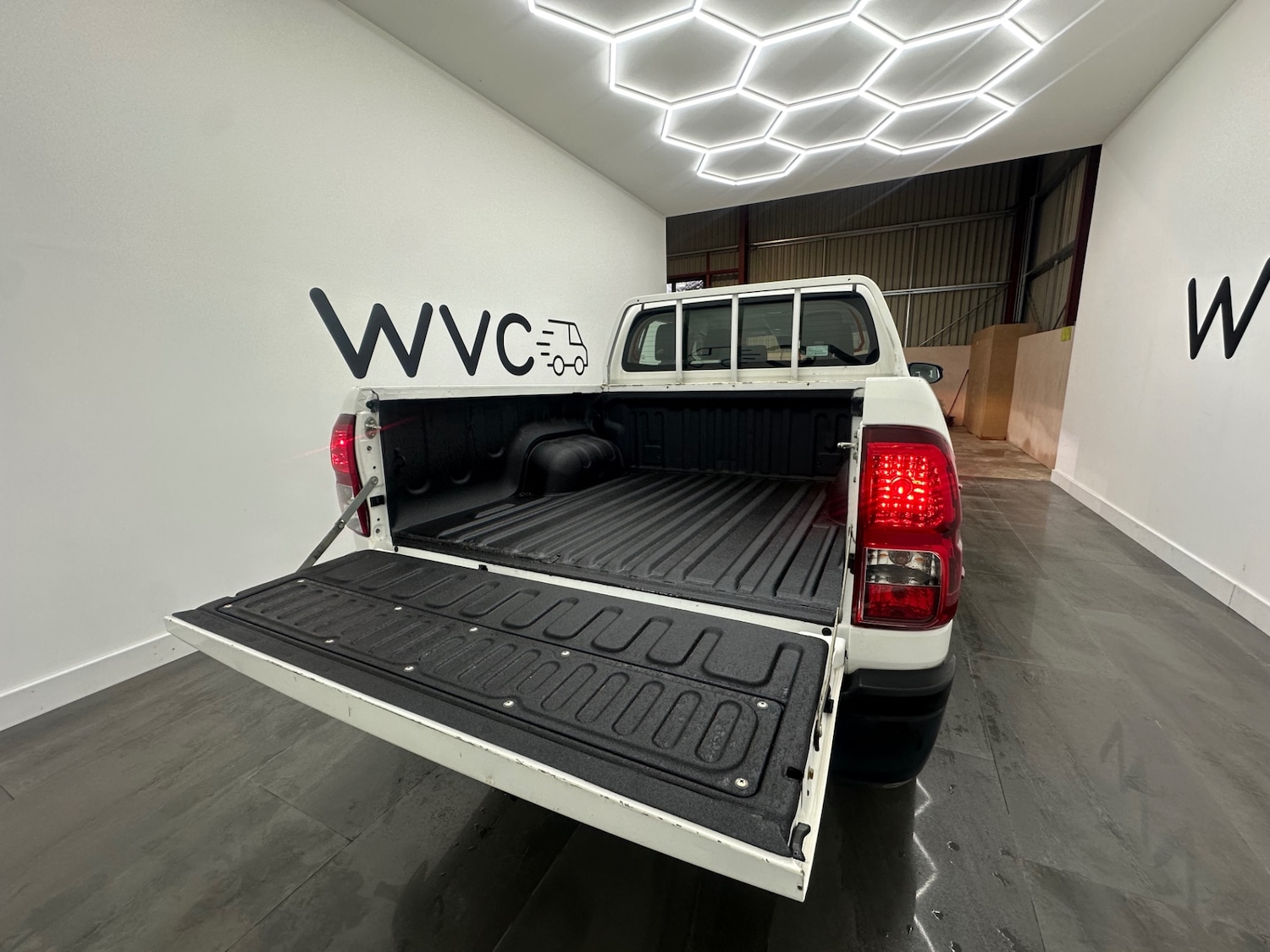 Used Toyota Hilux 2021 for sale - 77000890: Photo 16