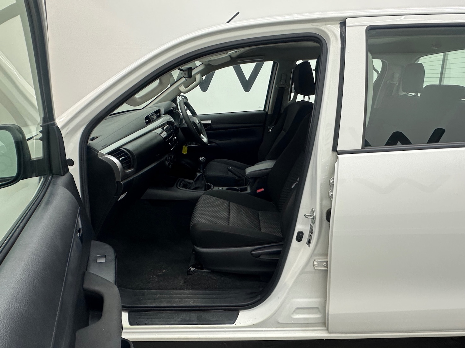 Used Toyota Hilux 2021 for sale - 77000890: Photo 8