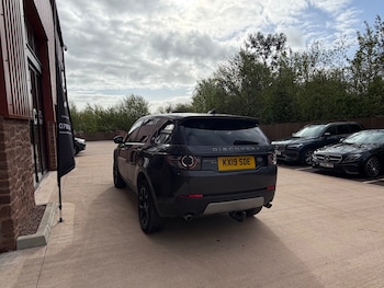 Used Land Rover Discovery Sport 2019 for sale - 78267559: Photo