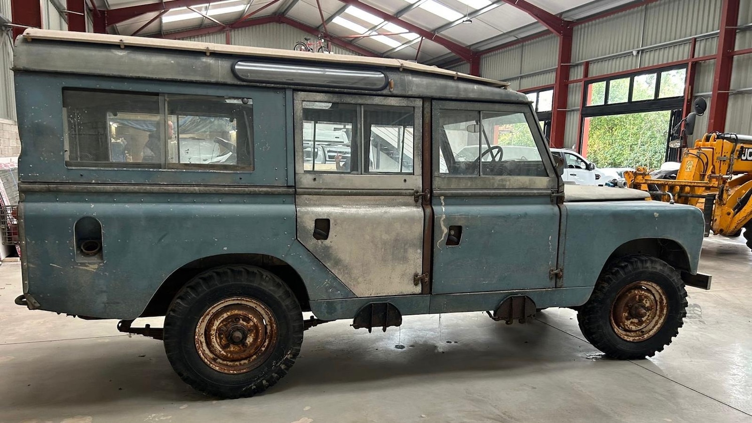 Used Land Rover Defender 1963 for sale - 76637527: Photo 11