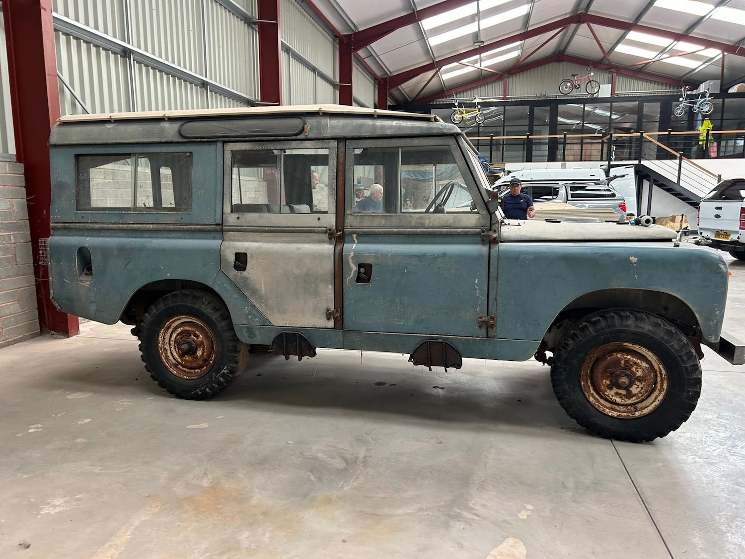 Used Land Rover Defender 1963 for sale - 76637527: Photo 12