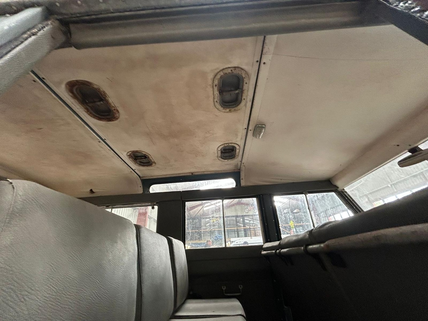 Used Land Rover Defender 1963 for sale - 76637527: Photo 15