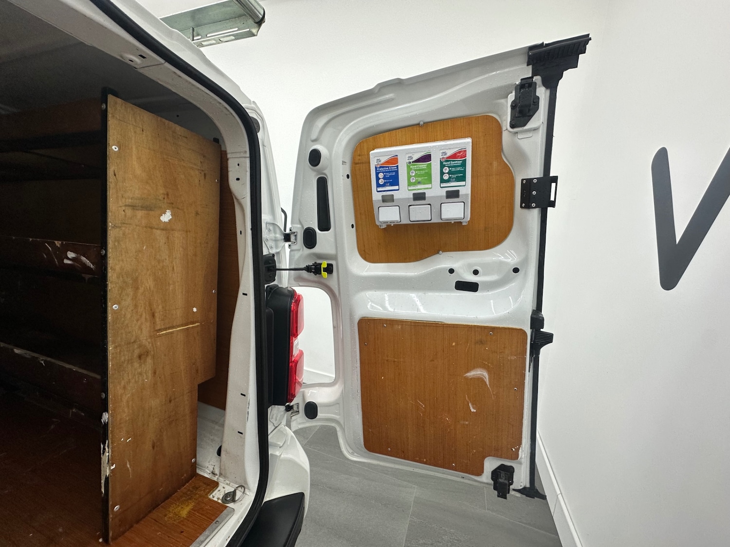 Used Vauxhall Vivaro 2021 for sale - 76625742: Photo 17