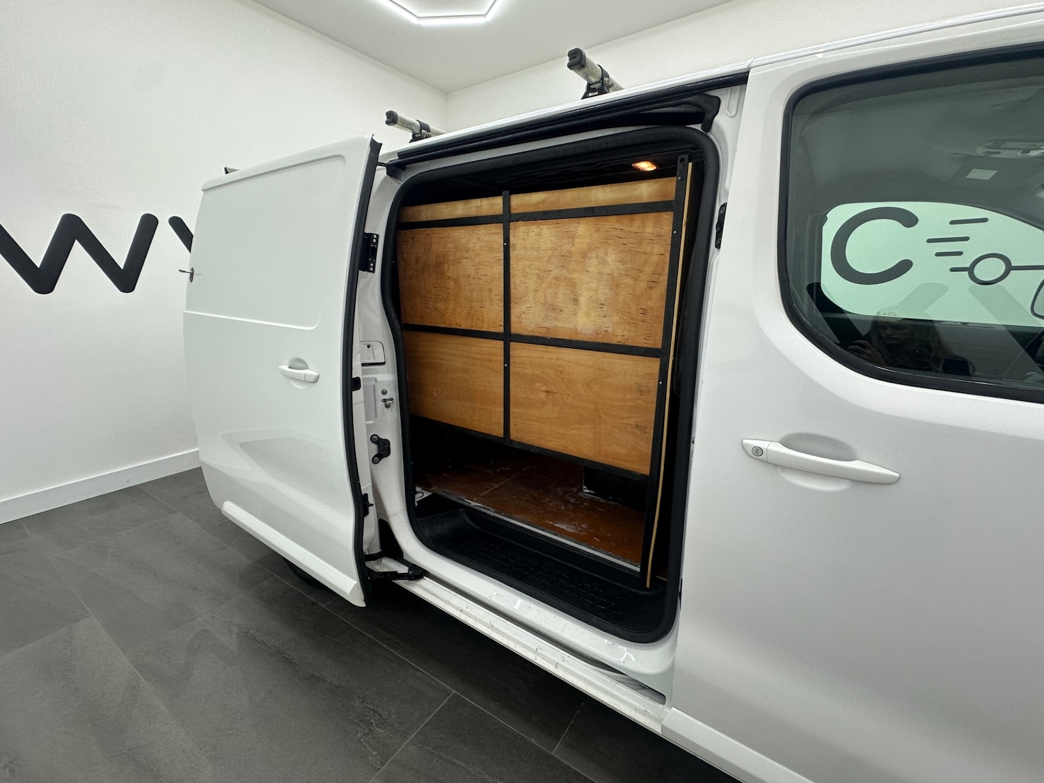 Used Vauxhall Vivaro 2021 for sale - 76625742: Photo 20