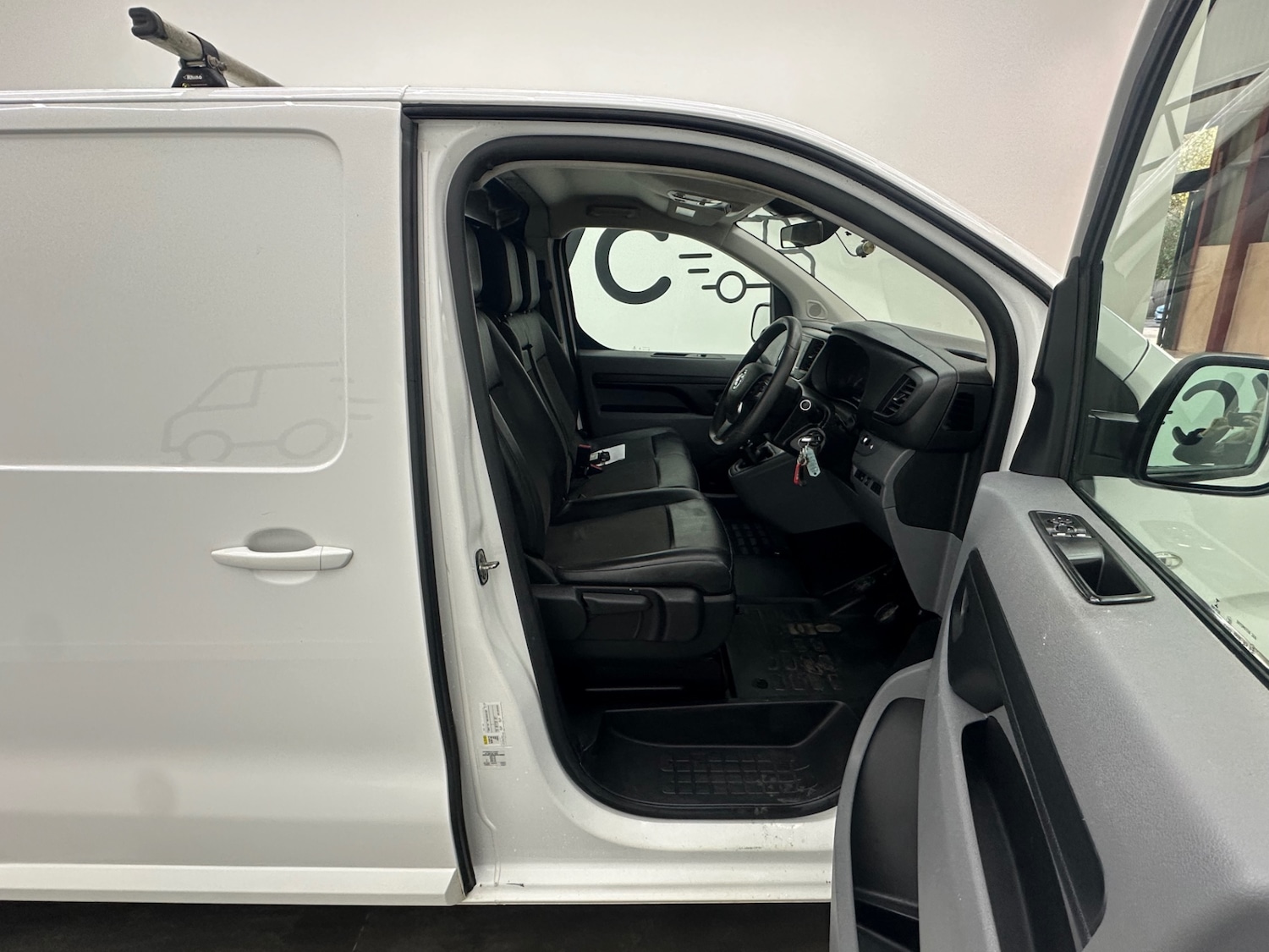 Used Vauxhall Vivaro 2021 for sale - 76625742: Photo 23