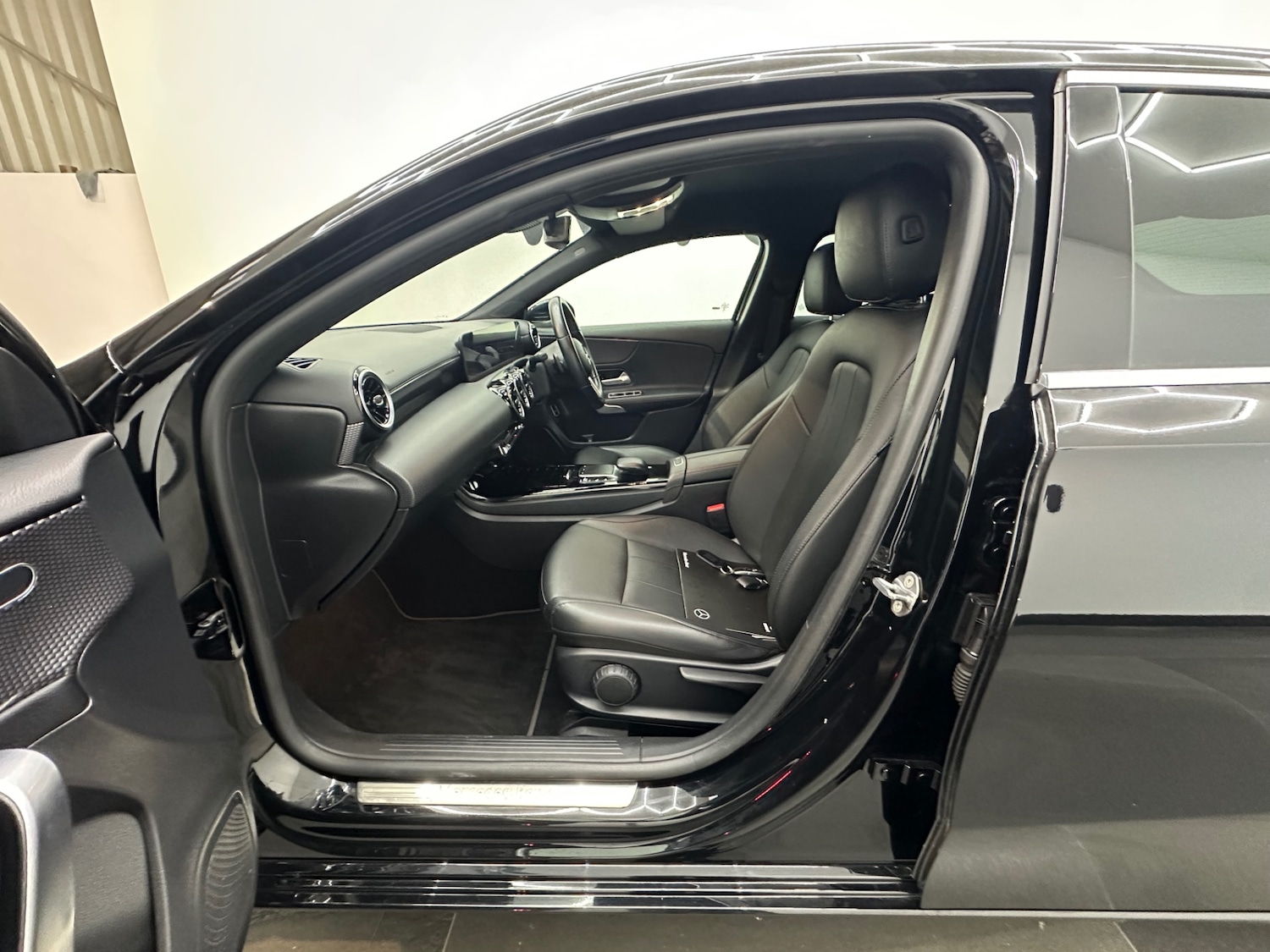 Used Mercedes-Benz A-Class 2023 for sale - 77431149: Photo 7