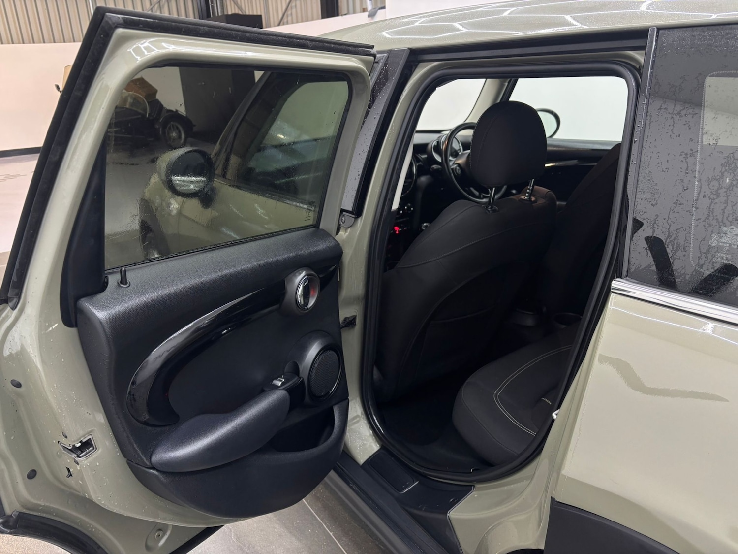 Used MINI Hatch 2019 for sale - 77460401: Photo 12