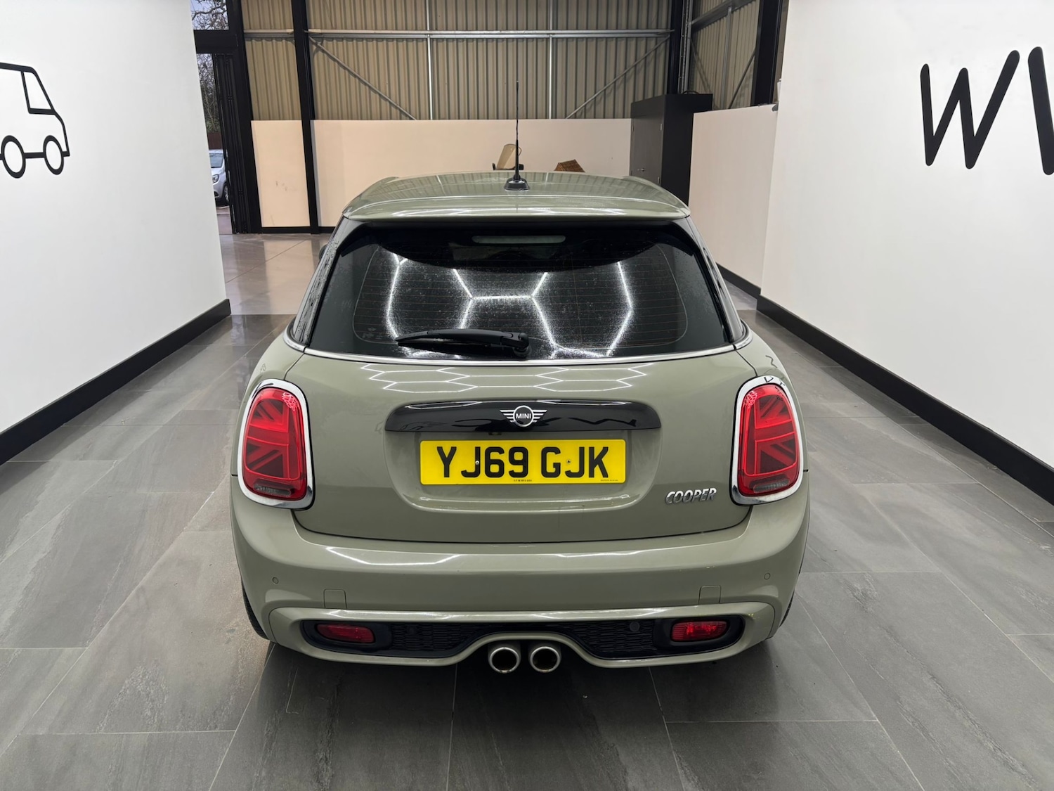 Used MINI Hatch 2019 for sale - 77460401: Photo 15